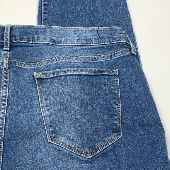 Old Navy Women's Denim Five Pocket Mid-Rise Original Straight Jeans Blue Size 16 - Picture 8 of 9